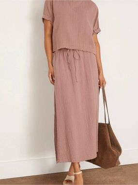 XIRENA Gauze Top in Dusty Rose